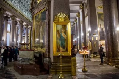 Какая икона находится в Казанском соборе