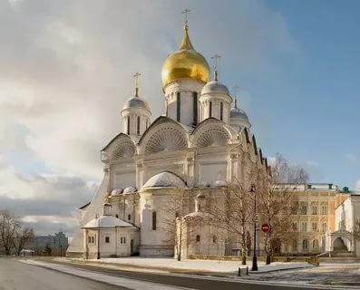 Кем был построен Архангельский собор