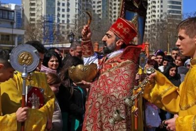 Какая вера и церковь у армян