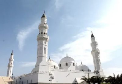 Какая мечеть является первой в исламе