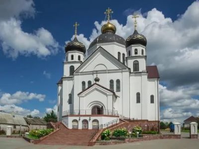 Сколько церквей в Беларуси
