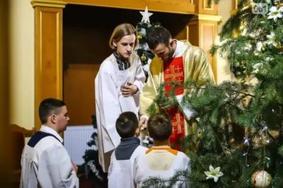 Какие православные церкви празднуют Рождество 25 декабря